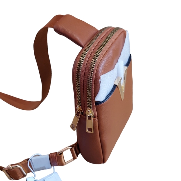 Crossbody Bags Women Small Fanny Pack New Front or Back Wear, Vegan Leather - Picture 5 of 12